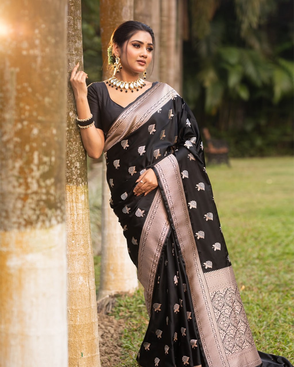 BALCK BANARASI SOFT SILK SAREE
