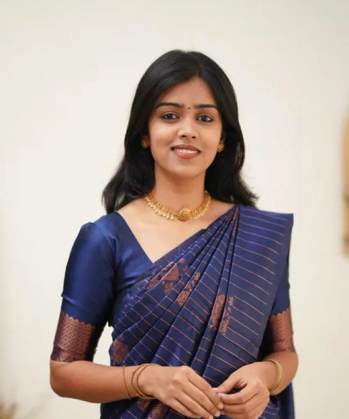 Woven Design Kanjeevaram Banarasi Silk Saree